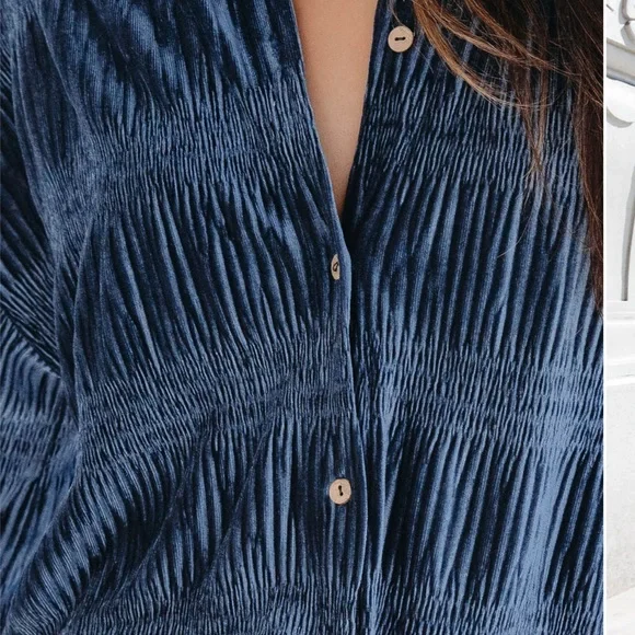 Vici velvet top - Picture 2 of 11